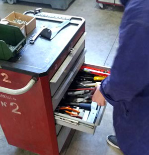Third party labor service mechanical fitter