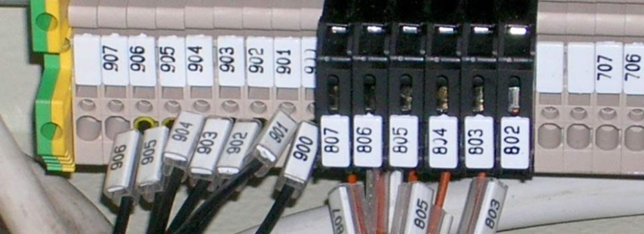 Wiring of an industrial electrical panel Wiring of an industrial electrical panel