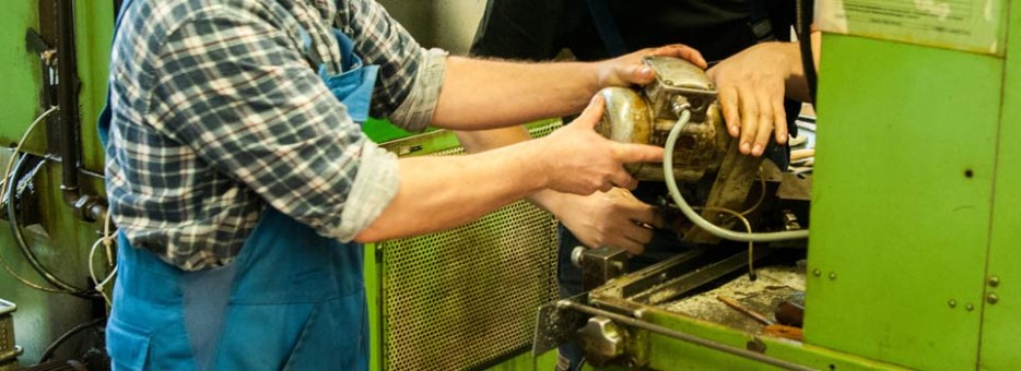 Fault repair service in industrial plants and automatic machines