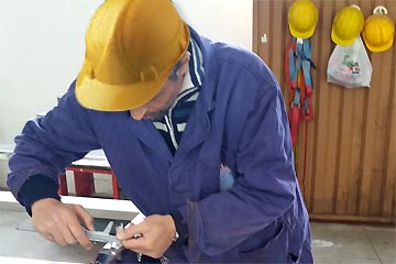 Mechanical, automated and electrical system repair service Overhaul and assistance service for machinery, mechanical, automated and electrical systems